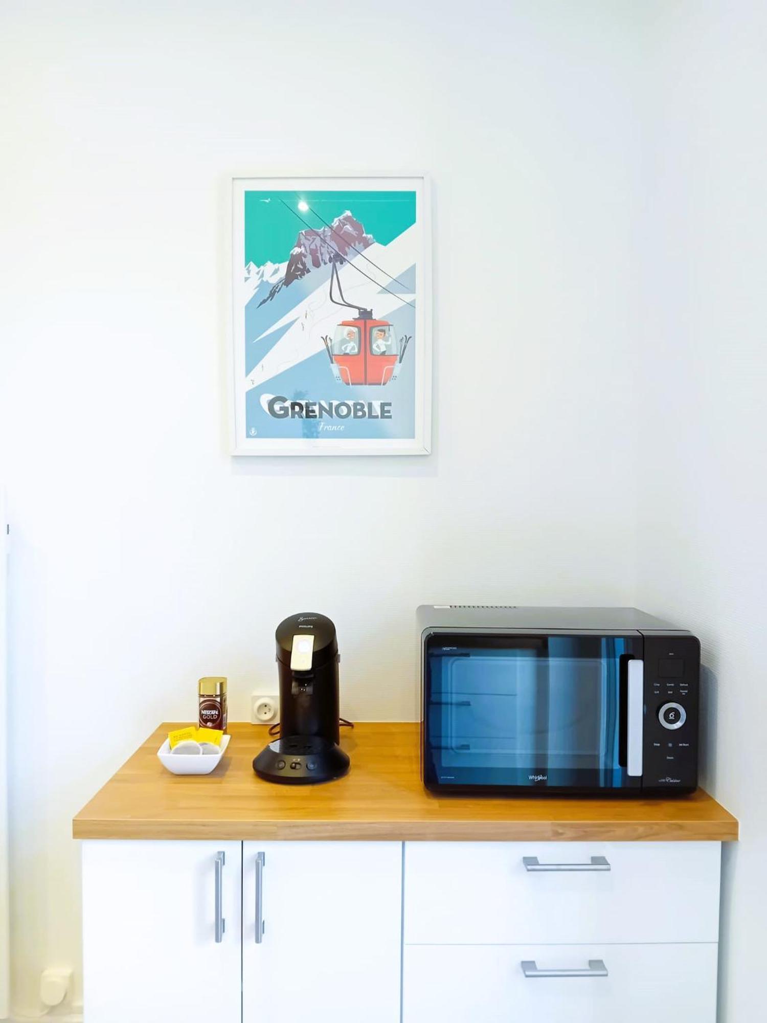 102 - Appart Renove Avec Grand Salon Et 1 Chambre - Tram Et Clinique Mutualiste A 1 Min 그르노블 외부 사진